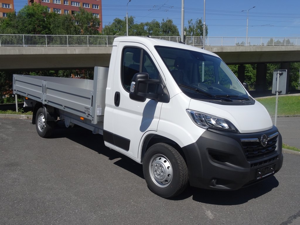 Opel Movano