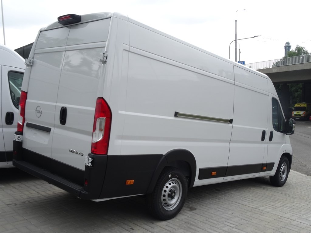 Opel Movano
